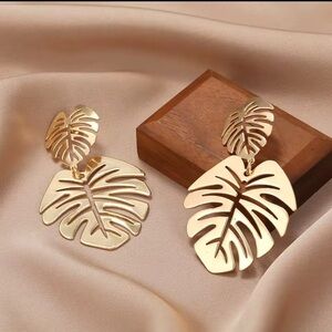 Gold tone laser cut light weight Gold Monstera Leaf Earrings